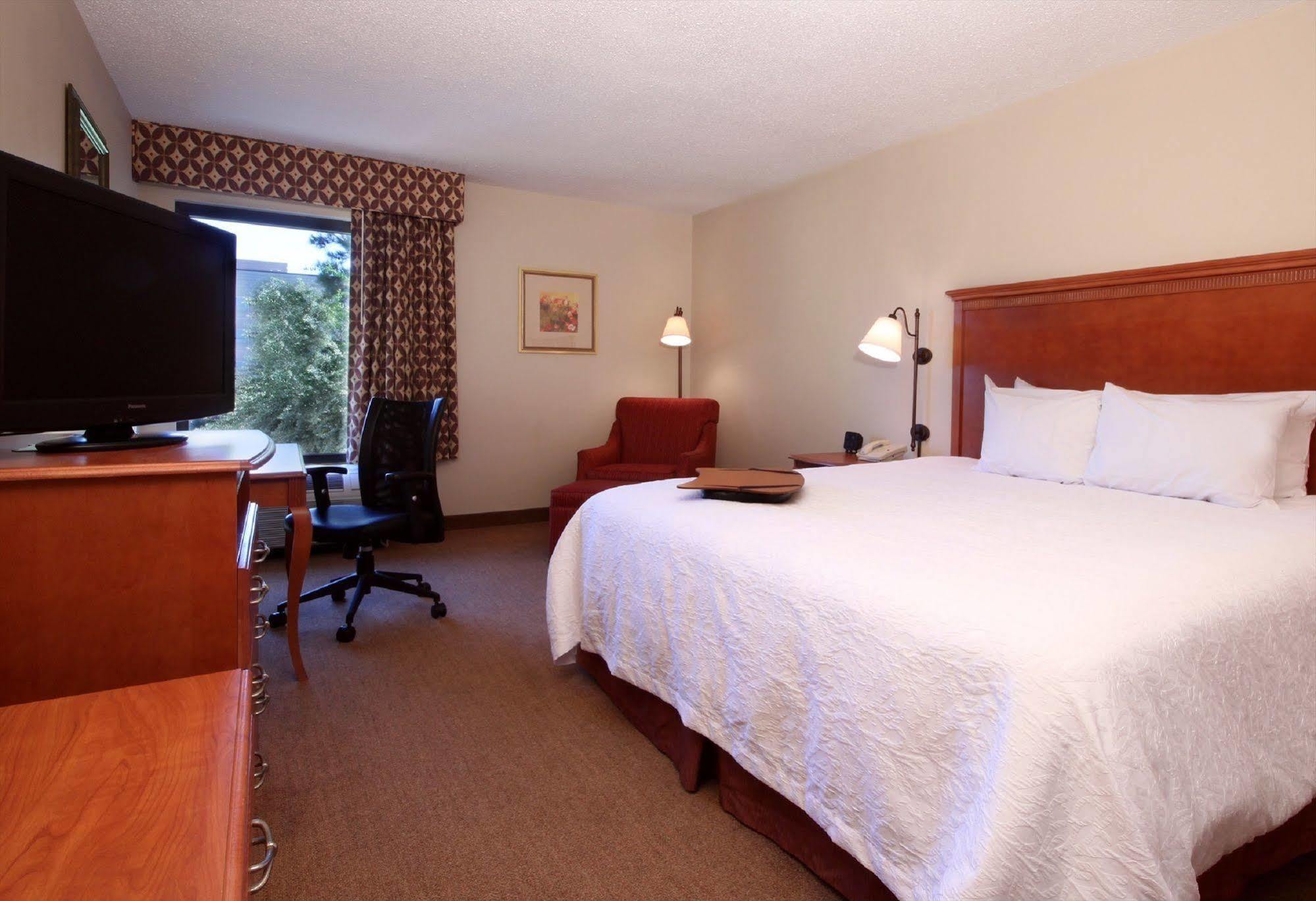 Hampton Inn Memphis-Walnut Grove/Baptist East מראה חיצוני תמונה